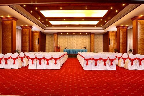 होटल Residency Tower 4*