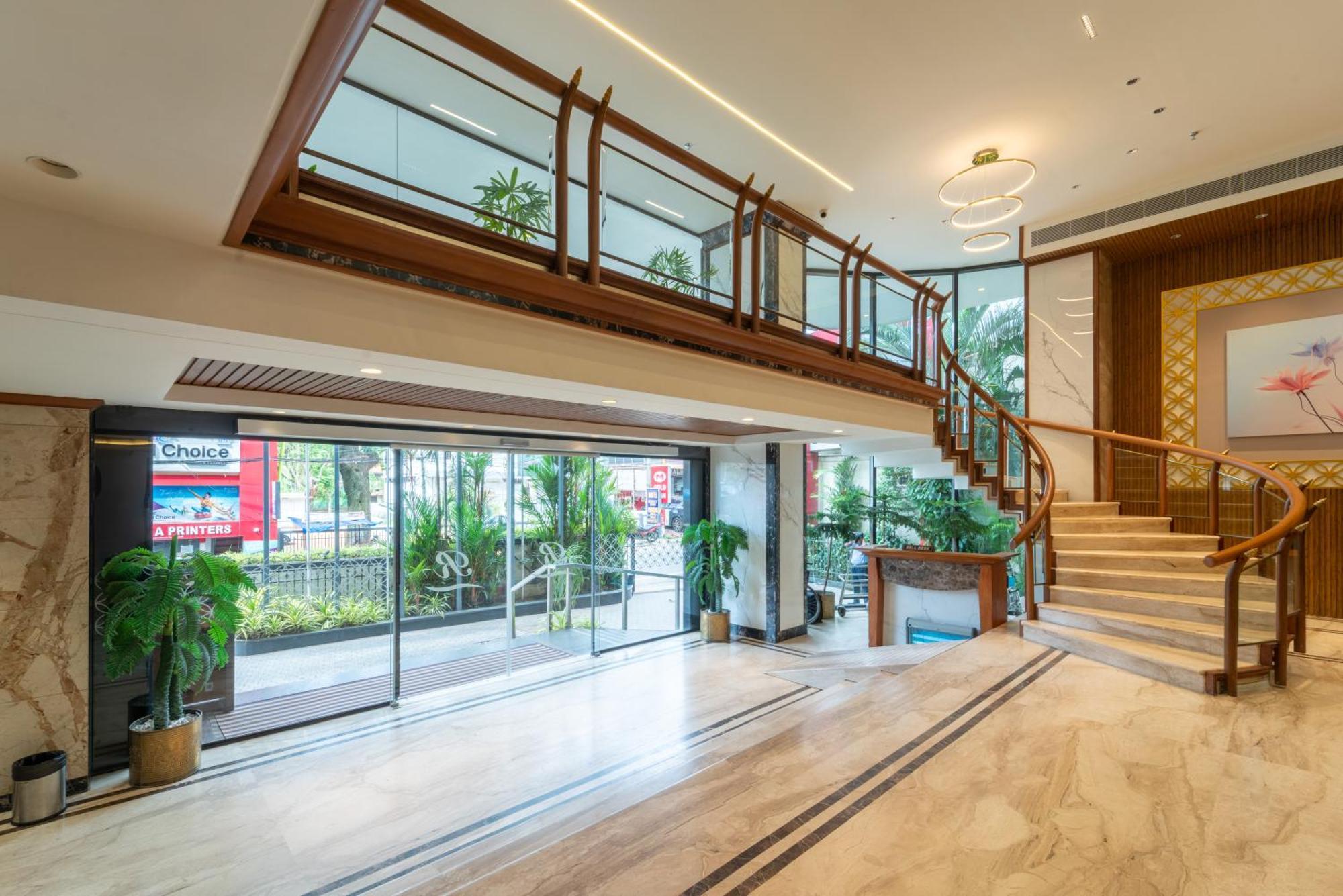 Hotel Residency Tower