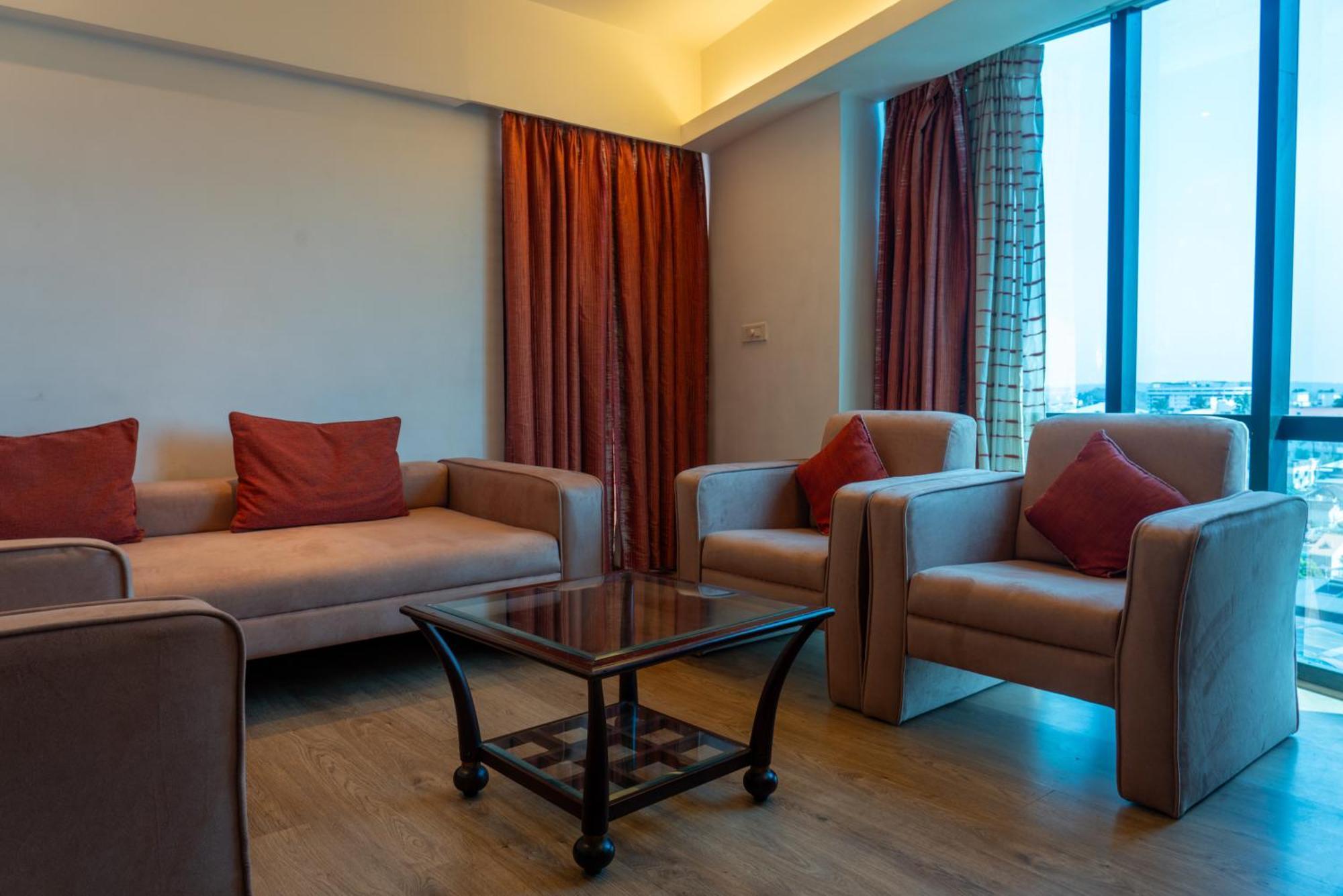 Residency Tower Hotel 4*