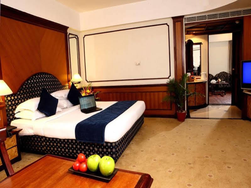 Hotel Residency Tower